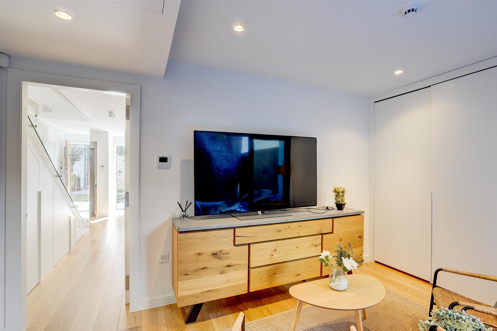 Image of House - 5 Bedrooms - 6 Bathrooms for Sale in North Gorge-Gibraltar, Image 14